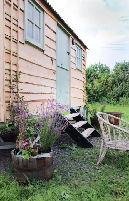 The Shepherds Hut ชรูว์สเบอรี ภายนอก รูปภาพ
