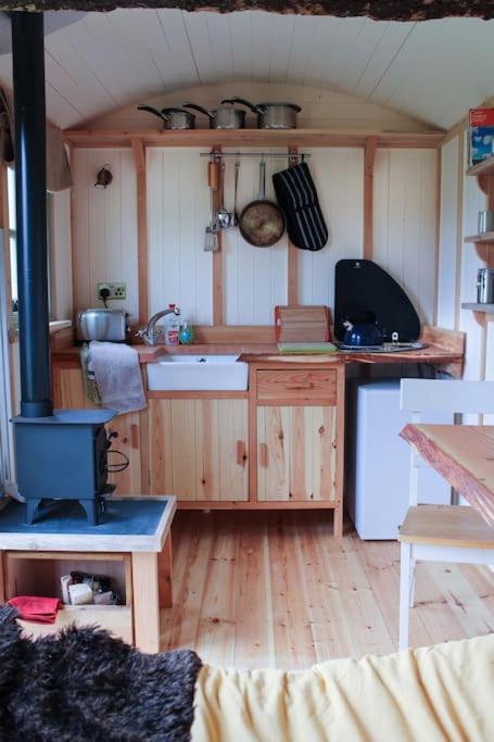 The Shepherds Hut ชรูว์สเบอรี ภายนอก รูปภาพ